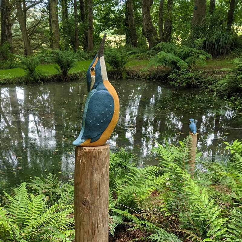 Stoneware sculpture - kingfisher - Hard to swallow